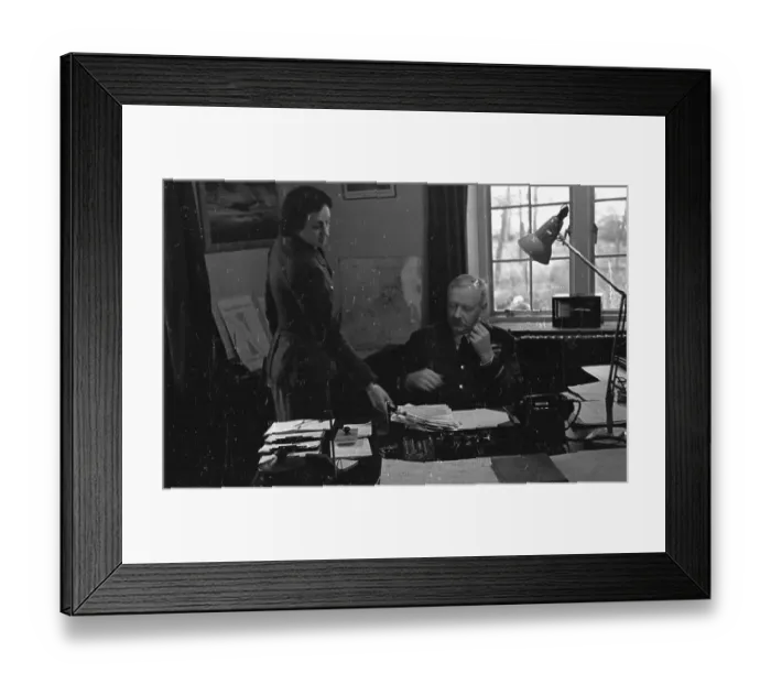 Framed Print : Harris & Secretary