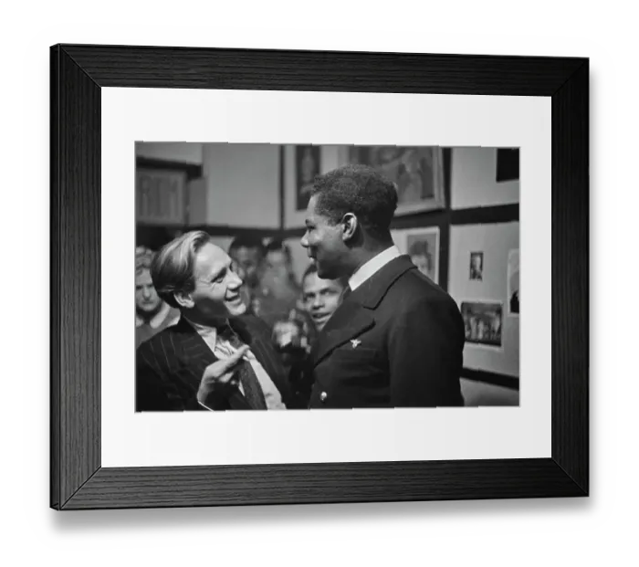Framed Print : Bouillabaisse International Club
