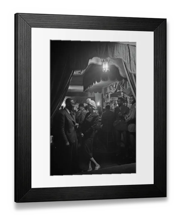 Framed Print : Frisco's, Off Piccadilly, 1943