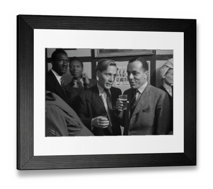 Framed Print : Bouillabaisse International Club, 1943