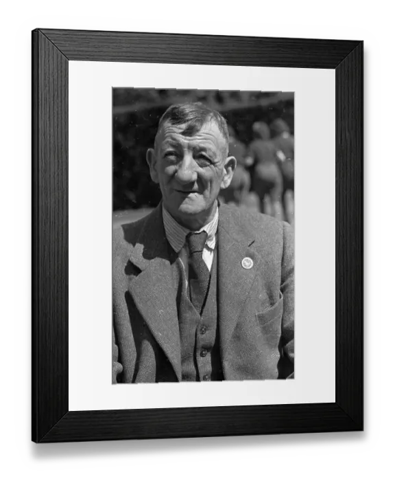 Framed Print : Tom Williams Framed Print : Tom Williams