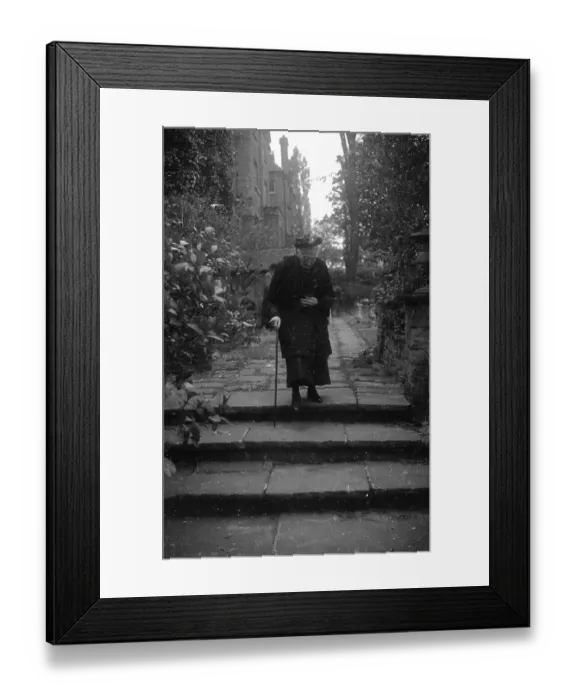 Framed Print : Elderly Woman Framed Print : Elderly Woman