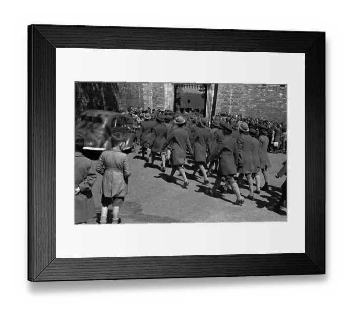 Framed Print : Marching Landgirls Framed Print : Marching Landgirls