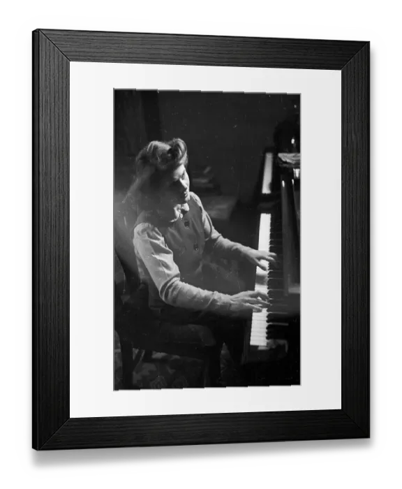 Framed Print : Geraldine Peppin Framed Print : Geraldine Peppin