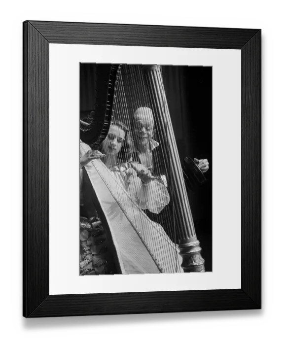 Framed Print : Noni And Nita Framed Print : Noni And Nita
