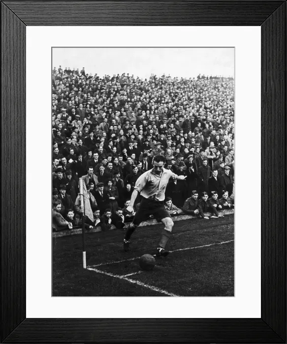Framed Print : Matthews Corner