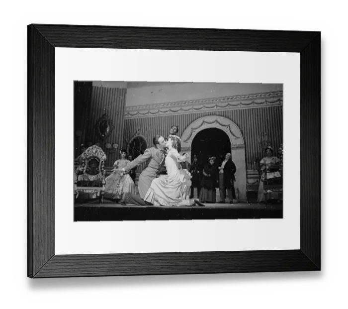Framed Print : Virtuous Kiss Framed Print : Virtuous Kiss