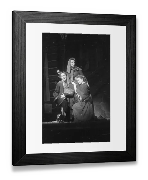 Framed Print : Stage Snowstorm Framed Print : Stage Snowstorm