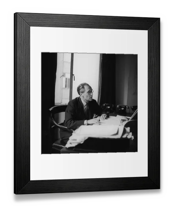 Framed Print : Philip Noel-Baker Framed Print : Philip Noel-Baker