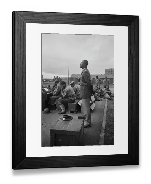 Framed Print : Soldier's Service