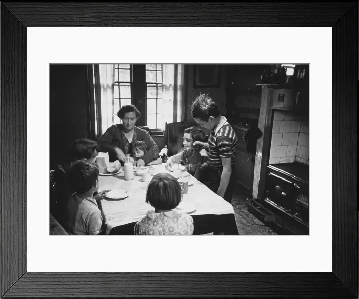 Framed Print : Wartime Family Framed Print : Wartime Family