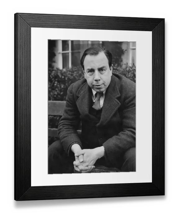 Framed Print : Priestley. 9th August 1941: English writer and playwright J B Priestley (1894 - 1984) Framed Print : Priestley. 9th August 1941: English writer and playwright J B Priestley (1894 - 1984)