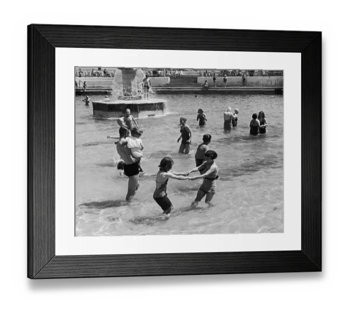 Framed Print : Outdoor Pool Framed Print : Outdoor Pool