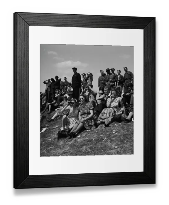 Framed Print : 1941 Wartime Derby at Newmarket Framed Print : 1941 Wartime Derby at Newmarket