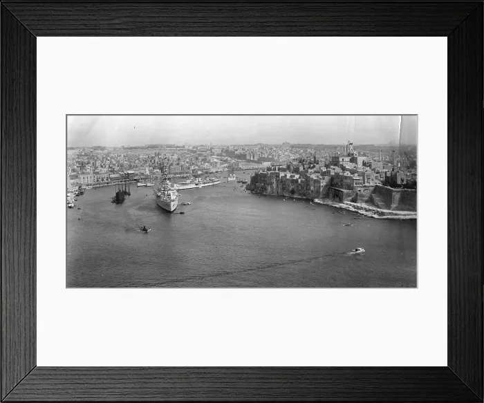 Framed Print : Valletta. 14th June 1941: A view of Valletta, showing its harbour filled Framed Print : Valletta. 14th June 1941: A view of Valletta, showing its harbour filled