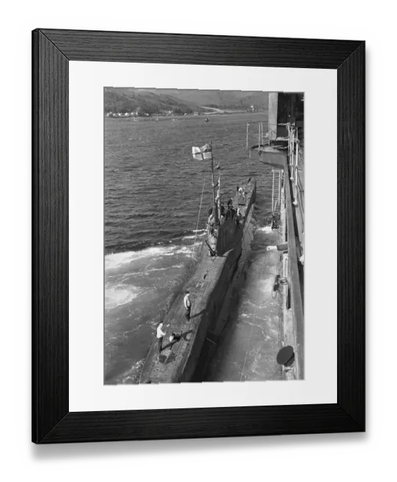 Framed Print : Returning Submarine Framed Print : Returning Submarine