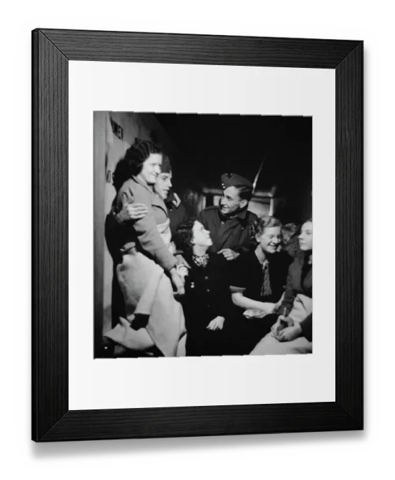Framed Print : Sitting Out The Blitz Framed Print : Sitting Out The Blitz
