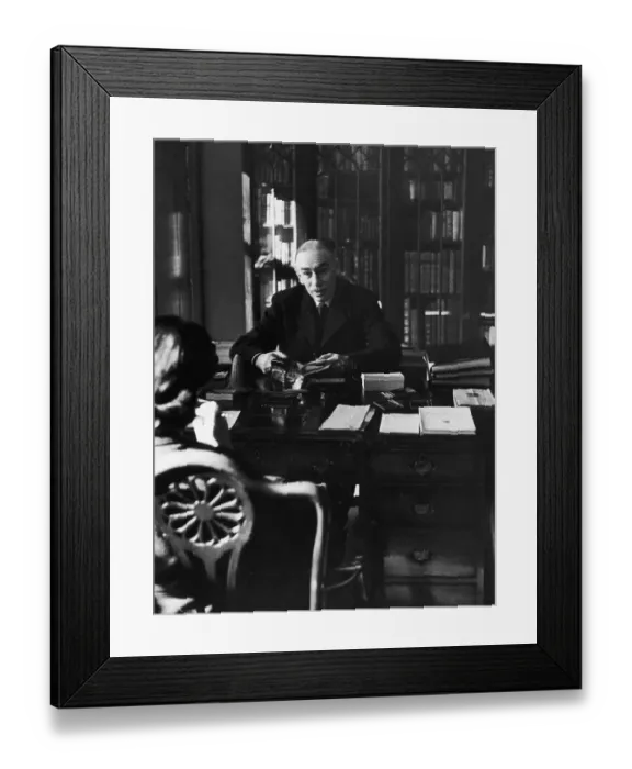 Framed Print : John Maynard Keynes