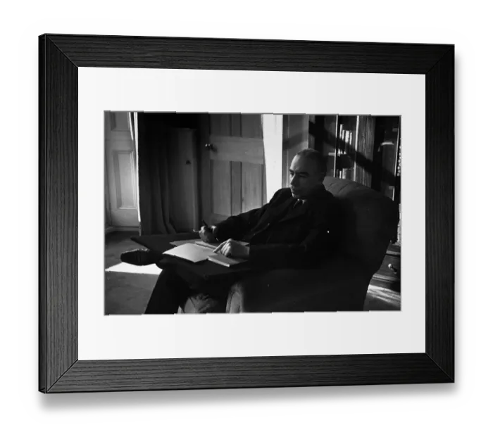 Framed Print : John Maynard Keynes Framed Print : John Maynard Keynes