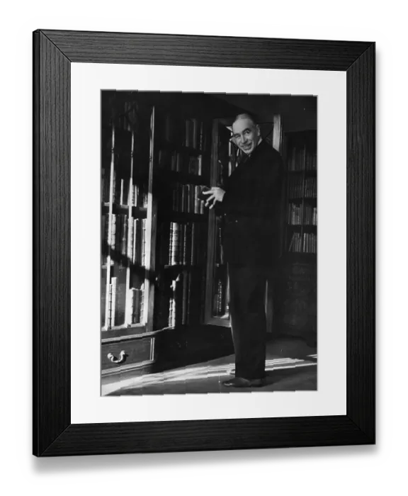 Framed Print : John Maynard Keynes Framed Print : John Maynard Keynes