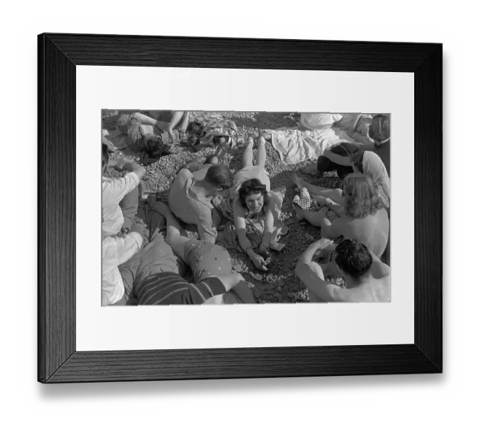 Framed Print : Beach Romance Framed Print : Beach Romance
