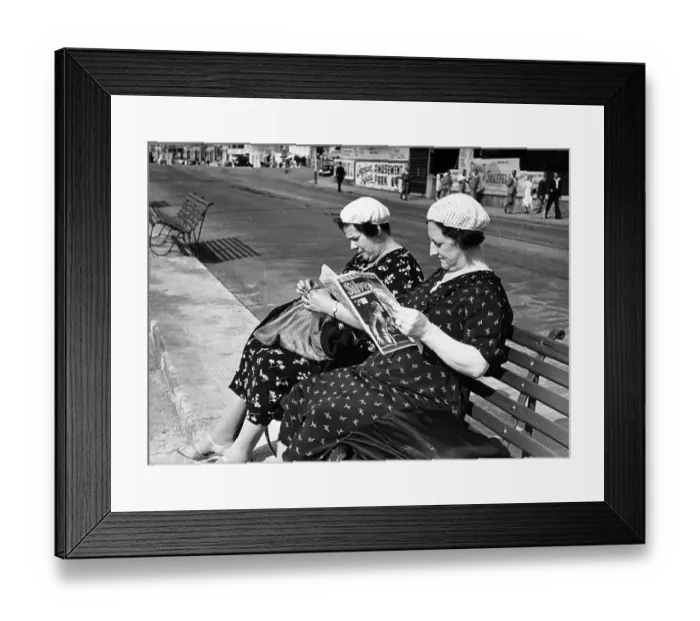 Framed Print : Holidaymakers Framed Print : Holidaymakers