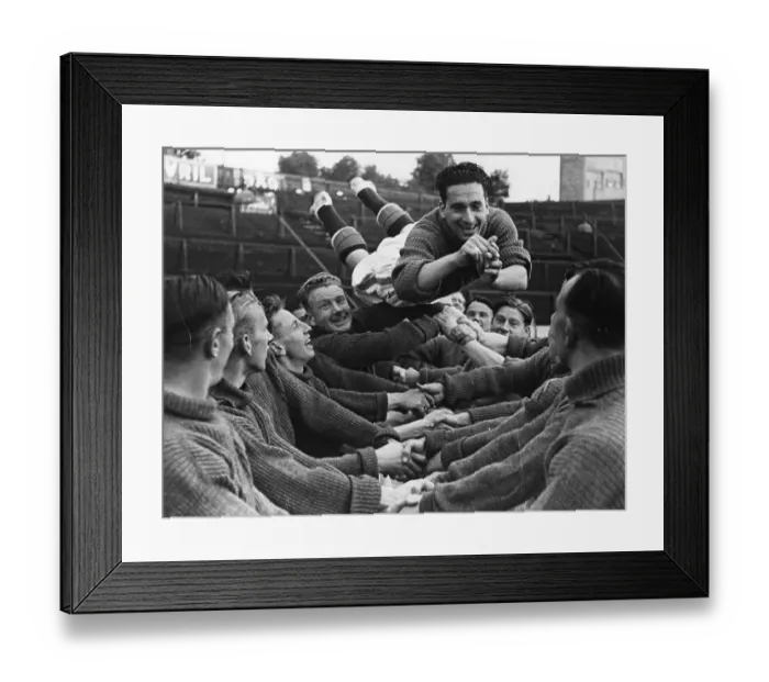 Framed Print : Sam Weaver Framed Print : Sam Weaver