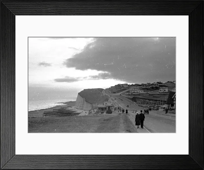 Framed Print : Sunset Stroll Framed Print : Sunset Stroll