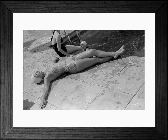 Framed Print : Getting Dry Framed Print : Getting Dry