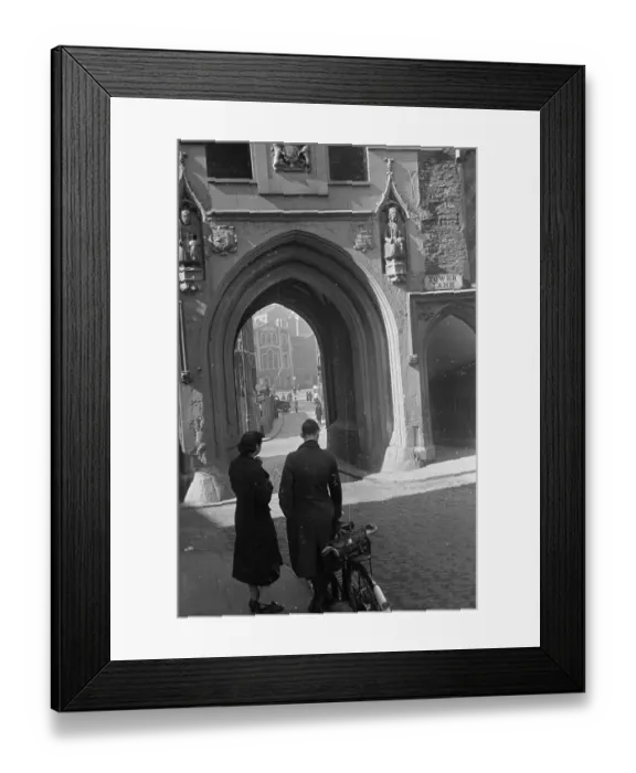 Framed Print : City Gateway Framed Print : City Gateway