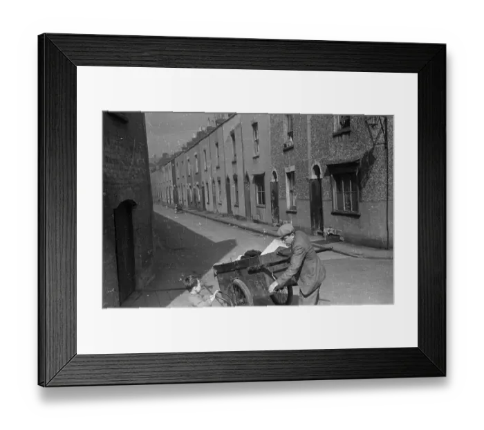 Framed Print : Rag And Bone Man Framed Print : Rag And Bone Man