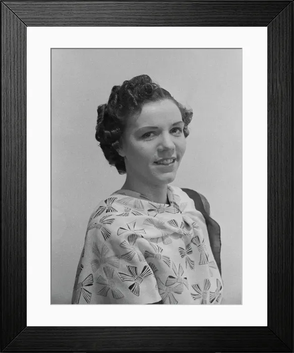 Framed Print : Charlady Into Glamour Girl Framed Print : Charlady Into Glamour Girl