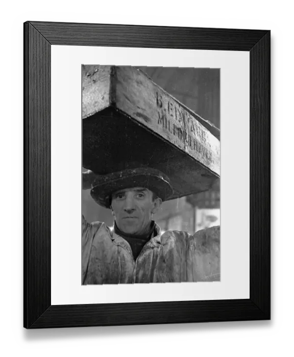 Framed Print : Richard Searle Framed Print : Richard Searle