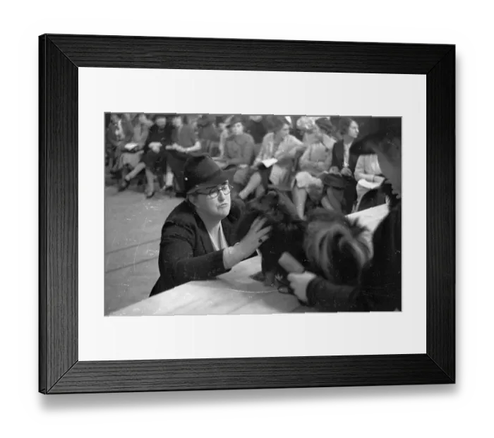 Framed Print : Face Up. 15th April 1939: A judge at Trinity Hall Framed Print : Face Up. 15th April 1939: A judge at Trinity Hall