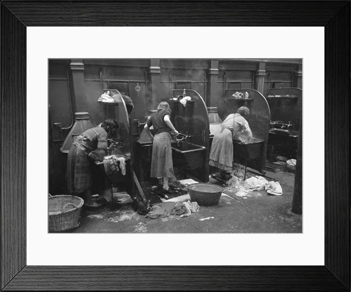 Framed Print : Municipal Washing Framed Print : Municipal Washing