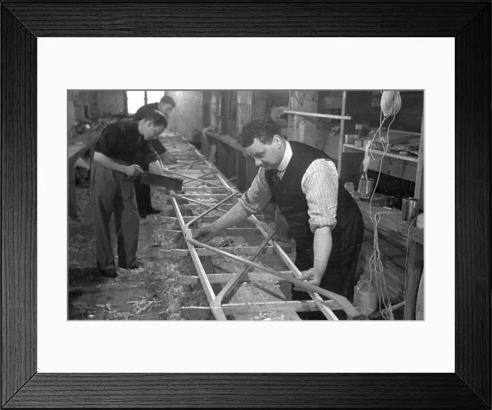 Framed Print : Racing Hull Framed Print : Racing Hull