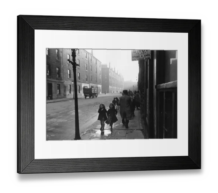 Framed Print : Glasgow Street