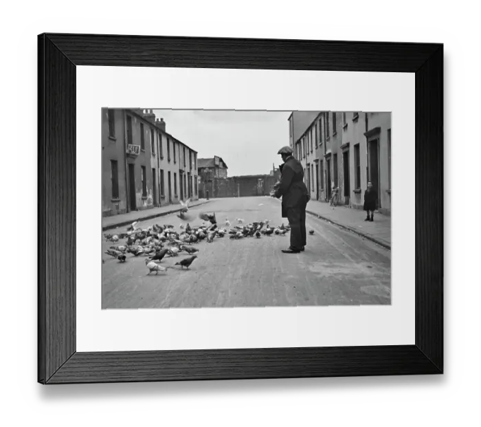 Framed Print : Cardiff Street Scene Framed Print : Cardiff Street Scene