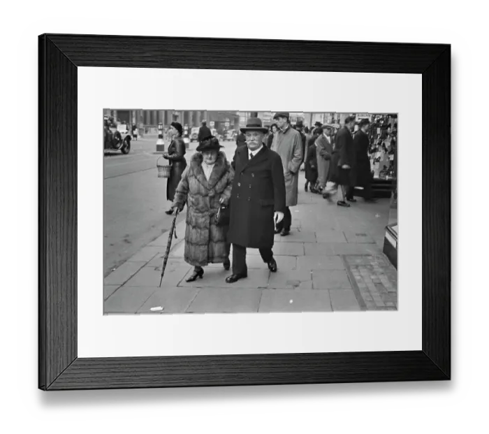 Framed Print : Shopping On Queen Street Framed Print : Shopping On Queen Street