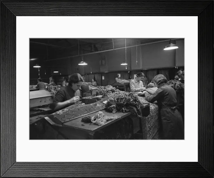 Framed Print : Glasgow Carpet Workers