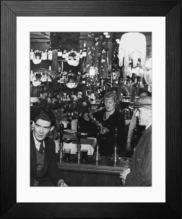 Framed Print : Bar At The Crooked Billet Framed Print : Bar At The Crooked Billet