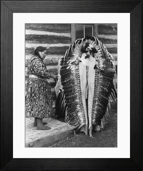 Framed Print : Head Dress Framed Print : Head Dress