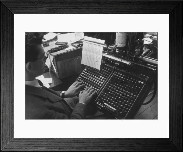 Framed Print : Monotypist