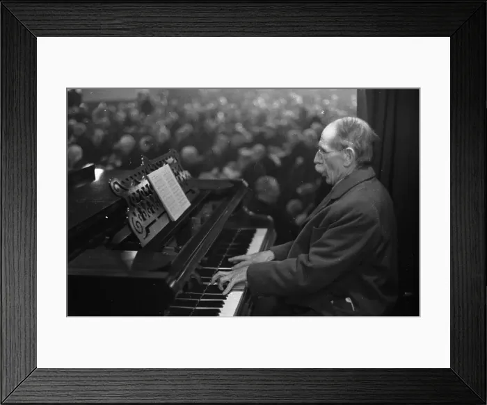 Framed Print : Grand Piano Framed Print : Grand Piano