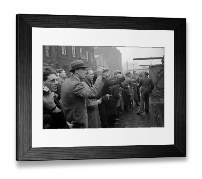 Framed Print : Sideshow Spectators Framed Print : Sideshow Spectators