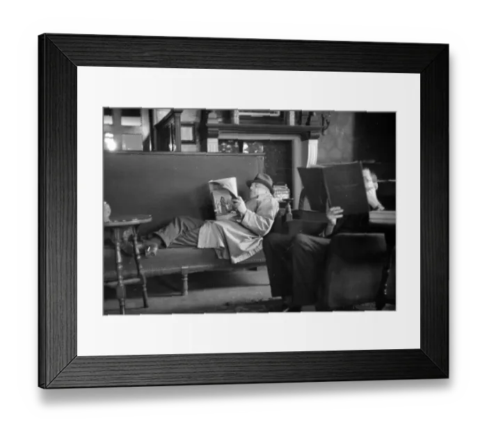 Framed Print : Oxford Union Lounge Framed Print : Oxford Union Lounge