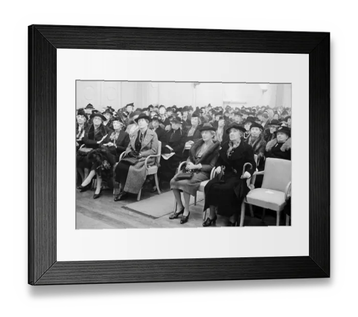 Framed Print : Ladies Carlton Club Framed Print : Ladies Carlton Club