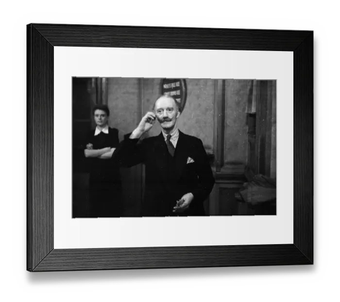 Framed Print : Darts Player Framed Print : Darts Player