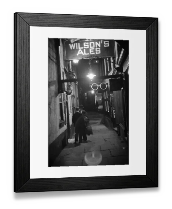 Framed Print : Manchester Pub Framed Print : Manchester Pub