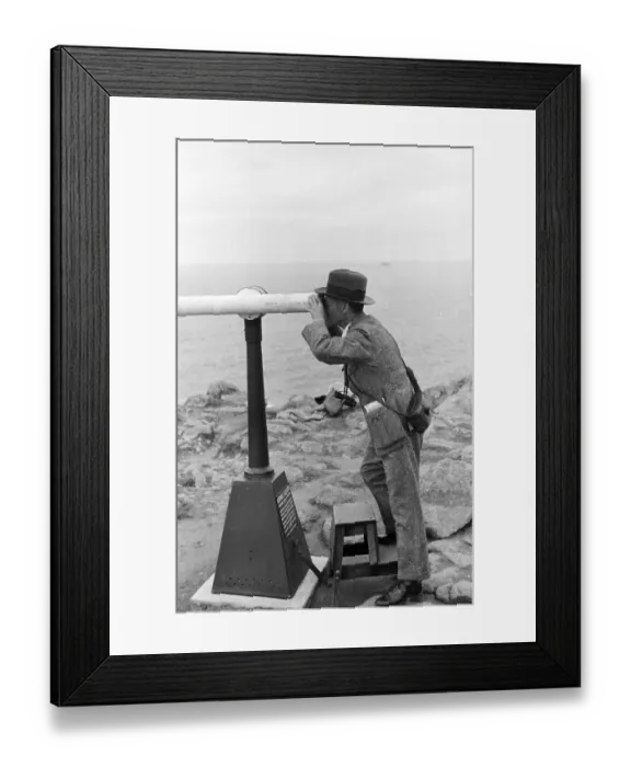 Framed Print : Viewing Ocean Framed Print : Viewing Ocean